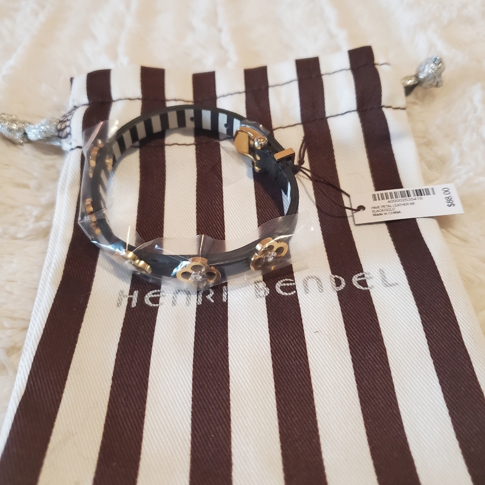 Henri Bendel Black Pave Petal Leather Bracelet *NWT*